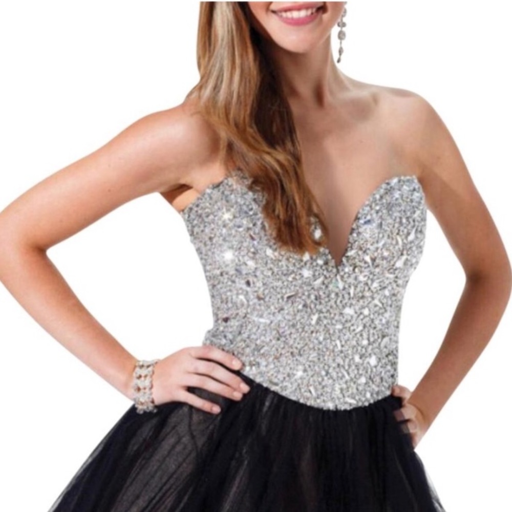 Terani Couture Short Formal Dress NWT